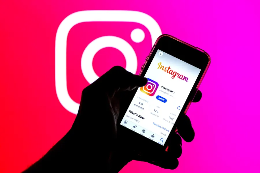 Instagram Auto Scroll Feature